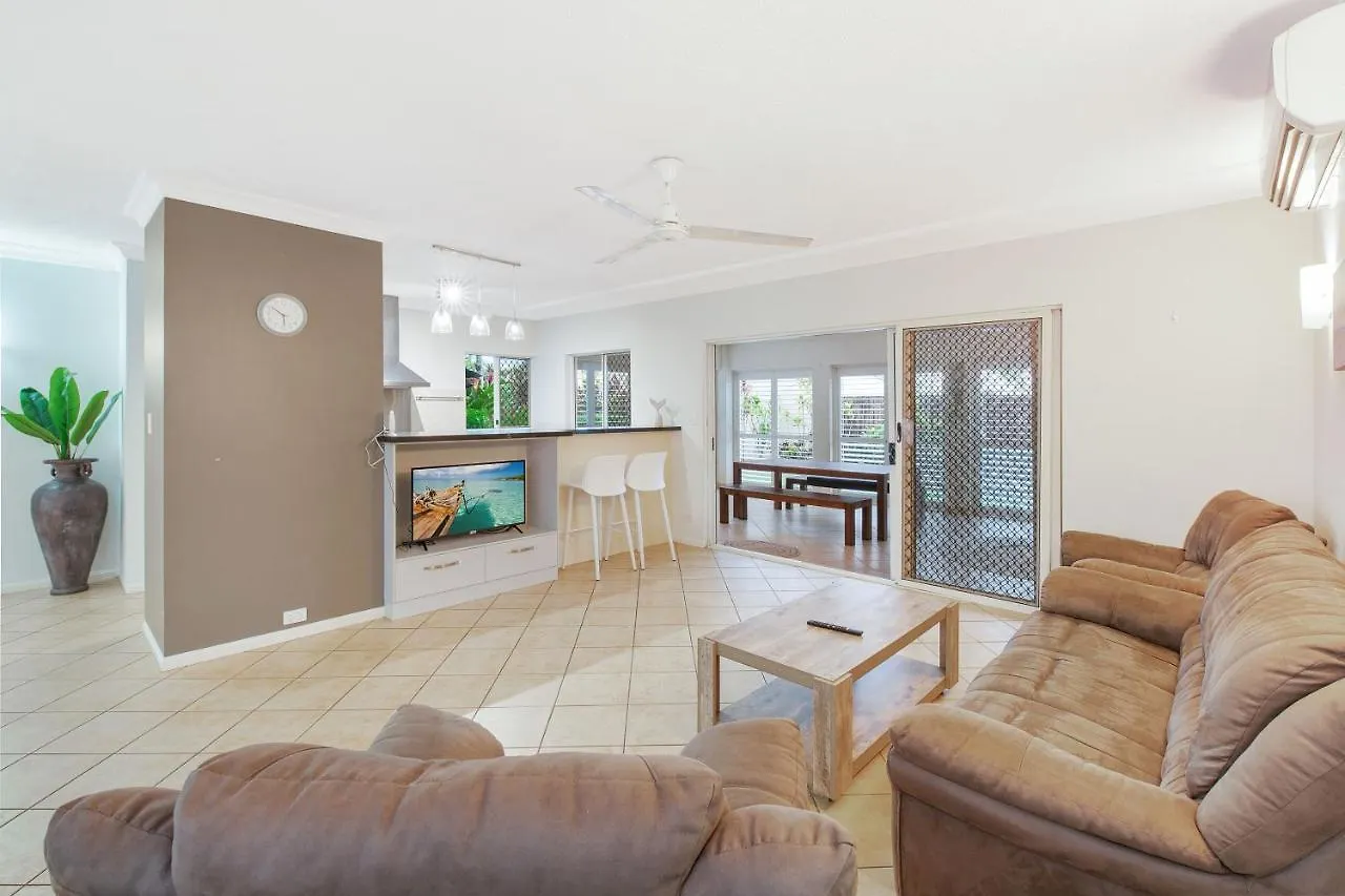The Lakes Resort Cairns Aparthotel